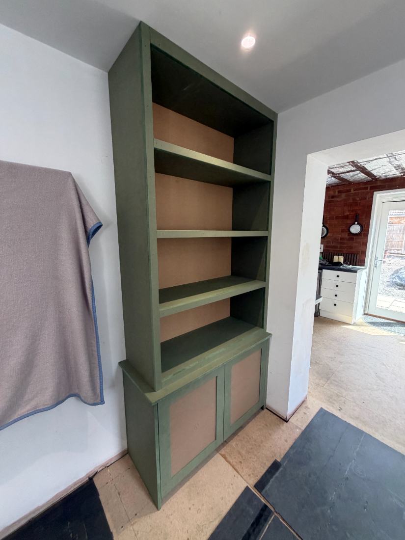 Green Alcove Unit